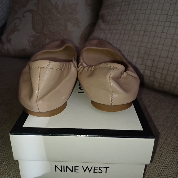 Womens nine west nude flats - Picture 4 of 7